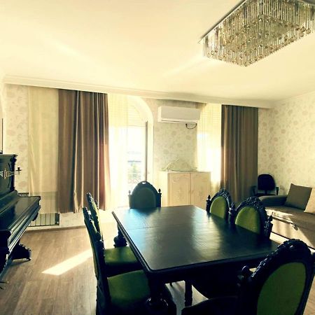 Your Home In Tbilisi ภายนอก รูปภาพ