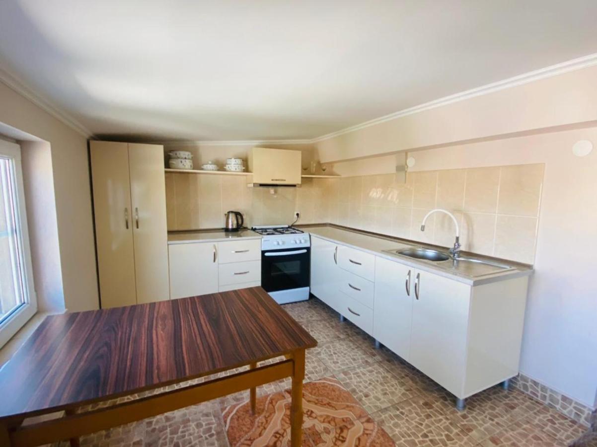 Your Home In Tbilisi ภายนอก รูปภาพ